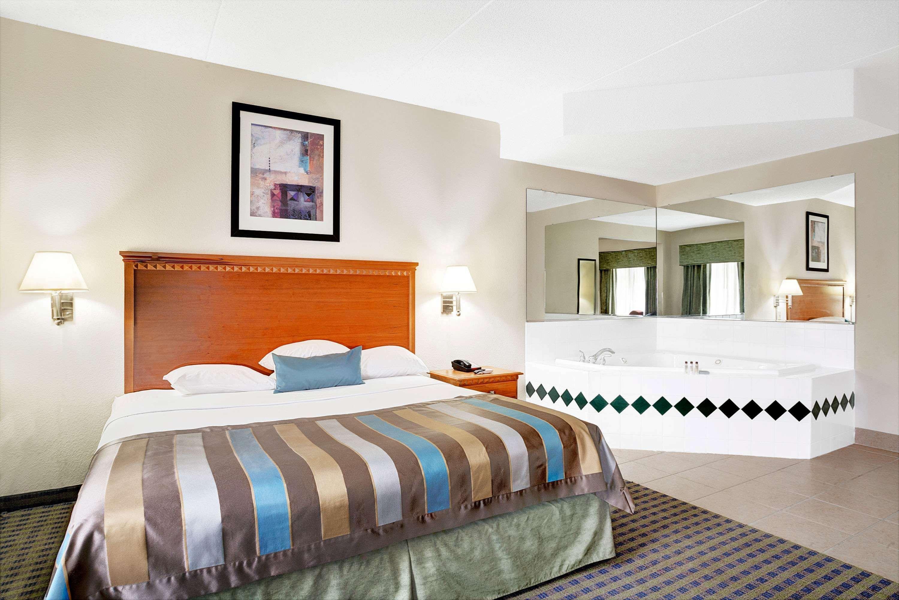 Wingate By Wyndham Atlanta Fairburn Hotel Buitenkant foto