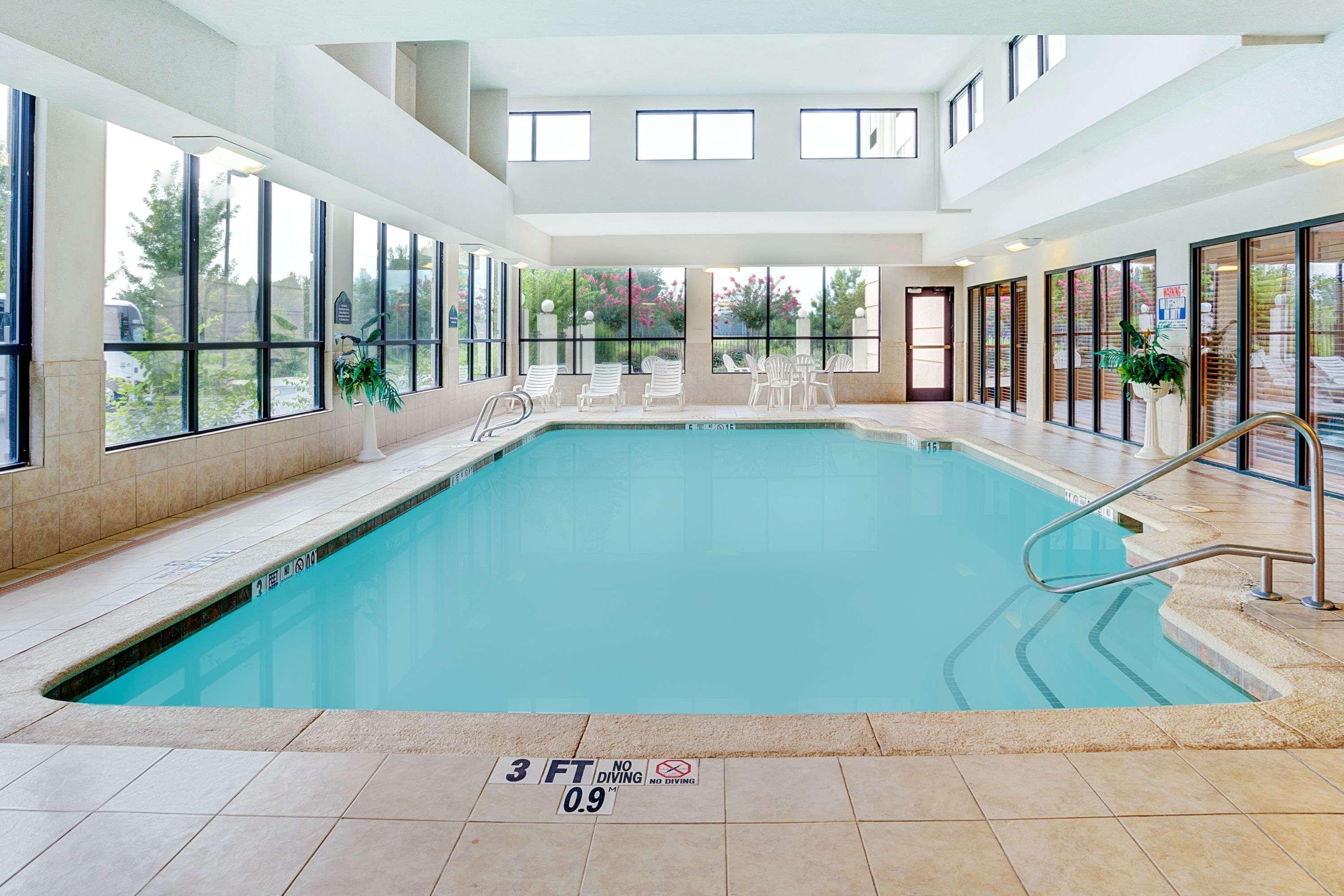 Wingate By Wyndham Atlanta Fairburn Hotel Buitenkant foto